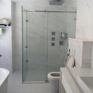 Cabin vách tăm kính mở quay 90 độ