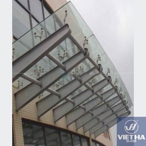 Mái kính dùng chân nhện spider