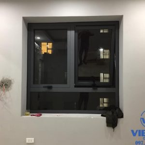 Cửa sổ mở hất được thi công bởi Viết Hà Glass