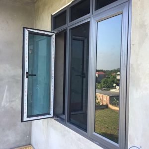 Cửa sổ mở quay nhôm Xingfa