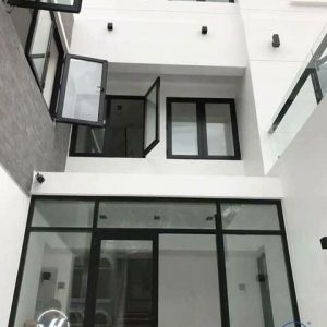 Cửa sổ mở quay được thi công bởi Việt Hà Glass