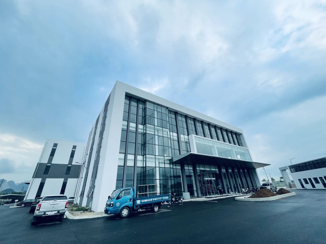 Công trình nhà dân lắp cửa nhôm kính uy tín
