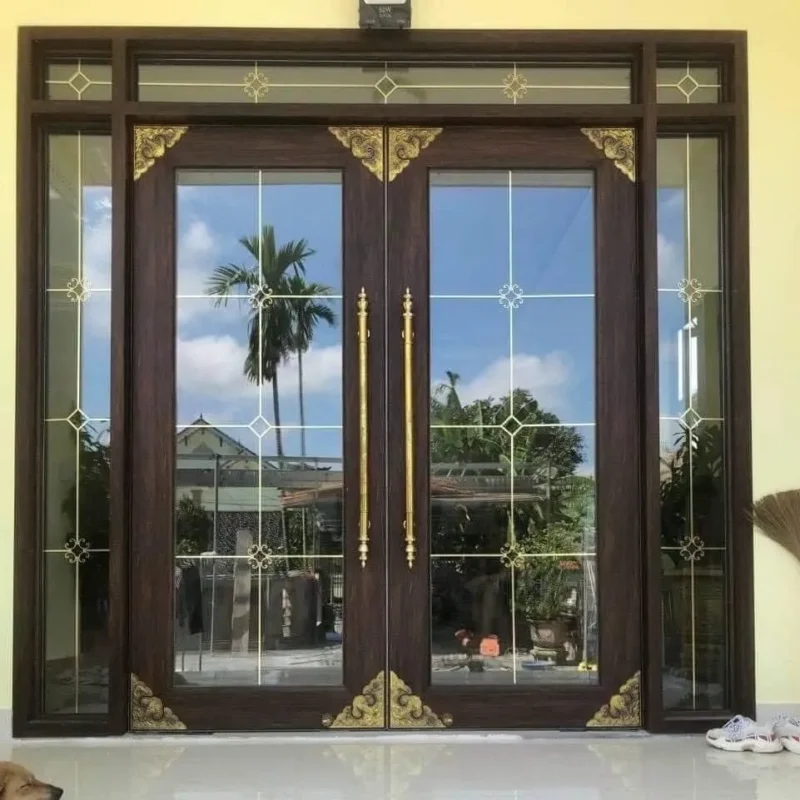 Cửa nhôm thủy lực cao cấp góc dát vàng cho nhà phố