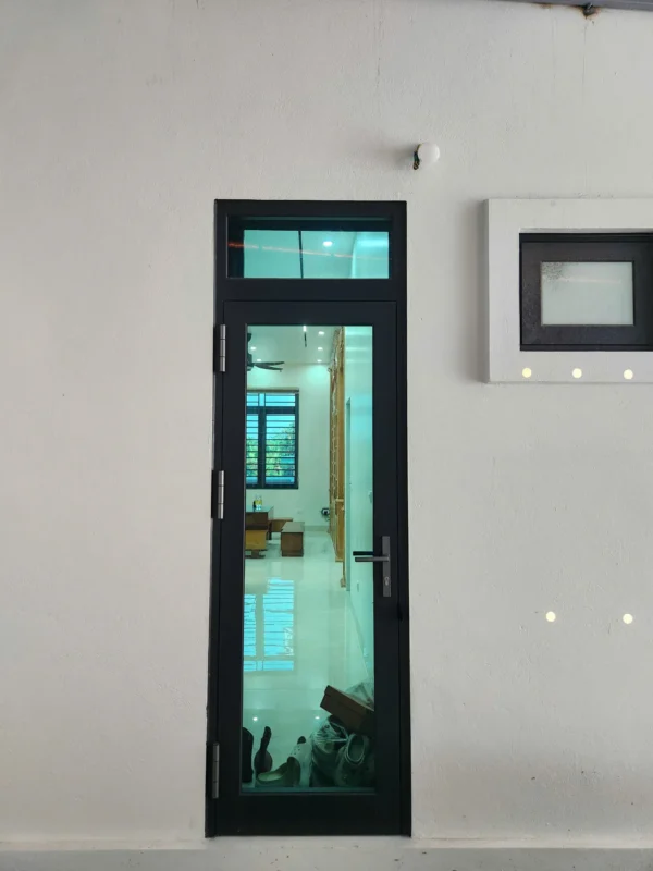 Cửa nhôm kính mở quay 1 cánh