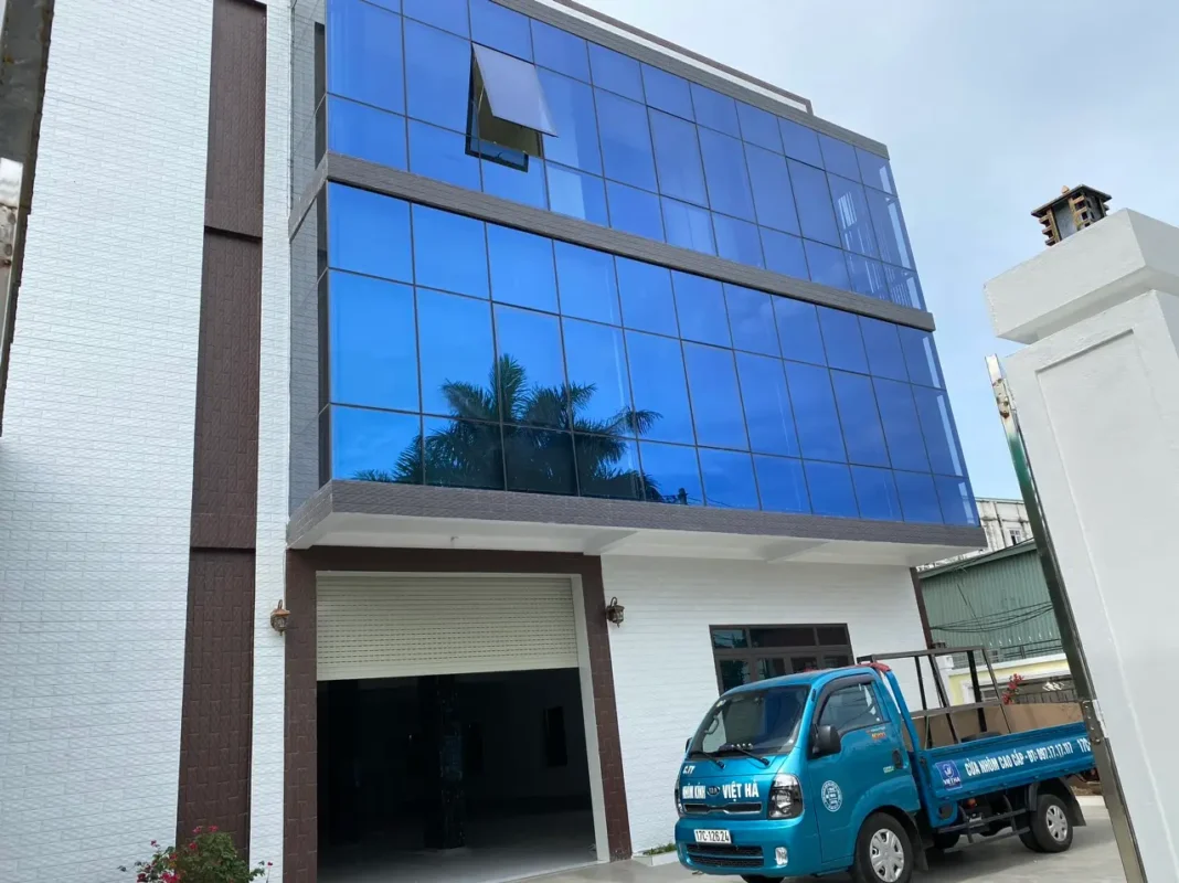 Mặt dựng nhôm kính công trình nhà dân tại Hưng Yên
